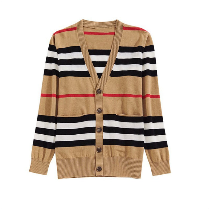 Cappotto maglione sottile con scollo a V. Camicetta da donna abbinata a colori larghi