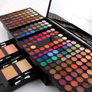 HUGE ELEGANT make-up case make-up palettes for face, eyes and lips