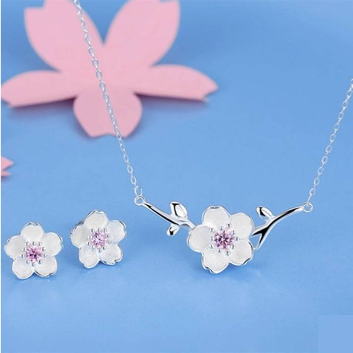Floraler Silberschmuck für Frauen