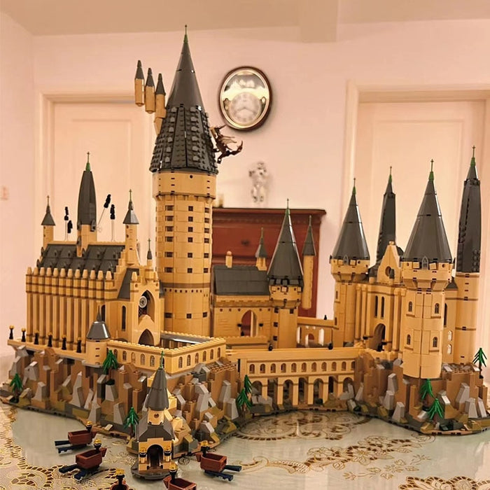 Movie Classics 16060 Magische Schule Schloss Modell 6120pcs Modular