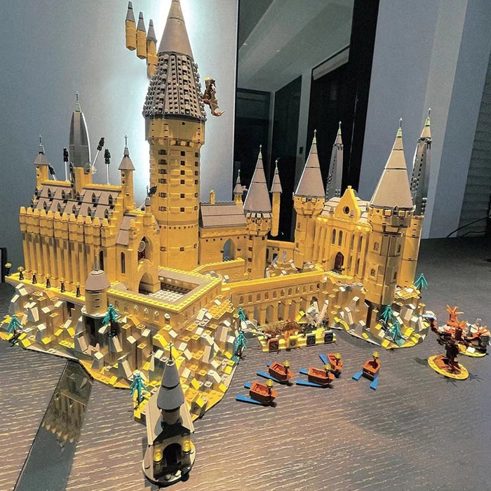 Movie Classics 16060 Magische Schule Schloss Modell 6120pcs Modular